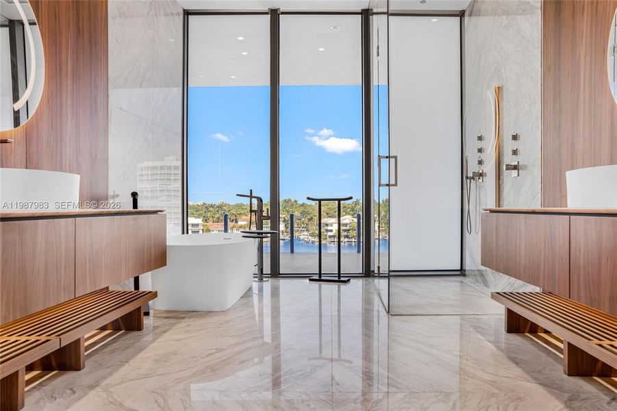 Community amenities in , Miami (Image 64).