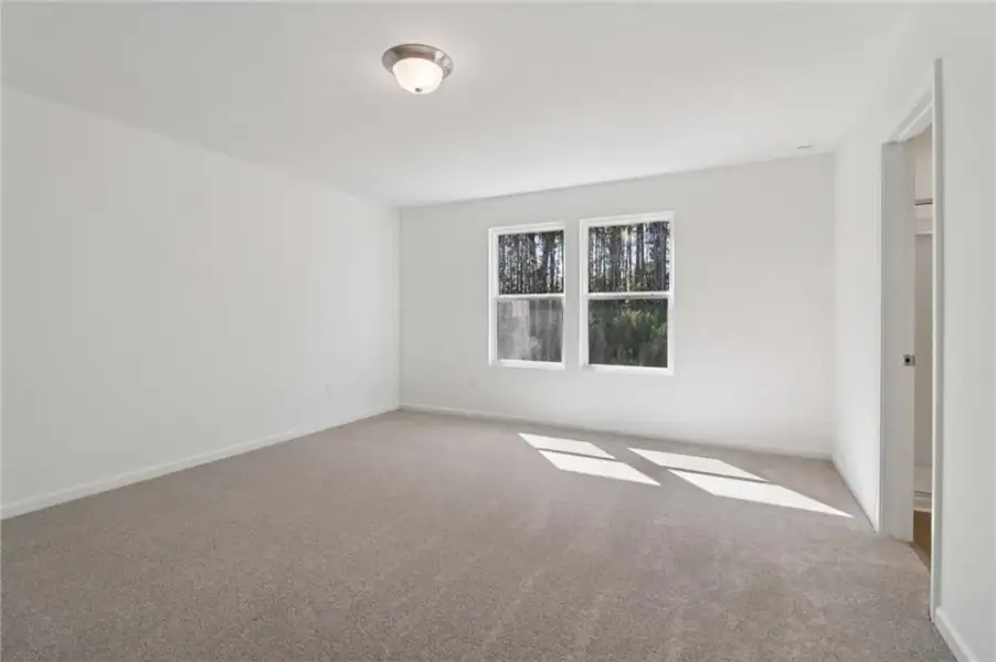 Spacious, unfurnished interior of a new home in Langston Reserve, Cartersville (Image 8).
