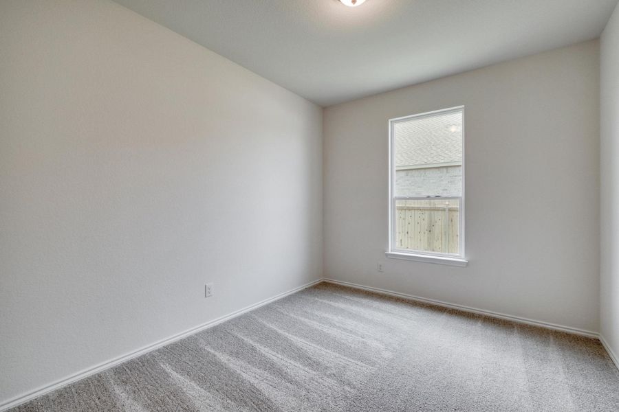 Spacious, unfurnished interior of a new home in Mustang Valley, Manor (Image 17).