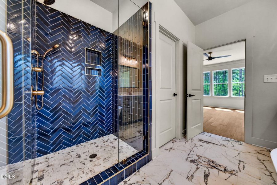 37-web-or-mls-12601 Burgess -37