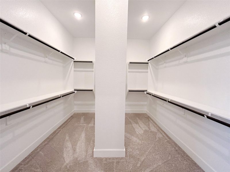 Image 38 of a home in Cross Creek Ranch 45′.