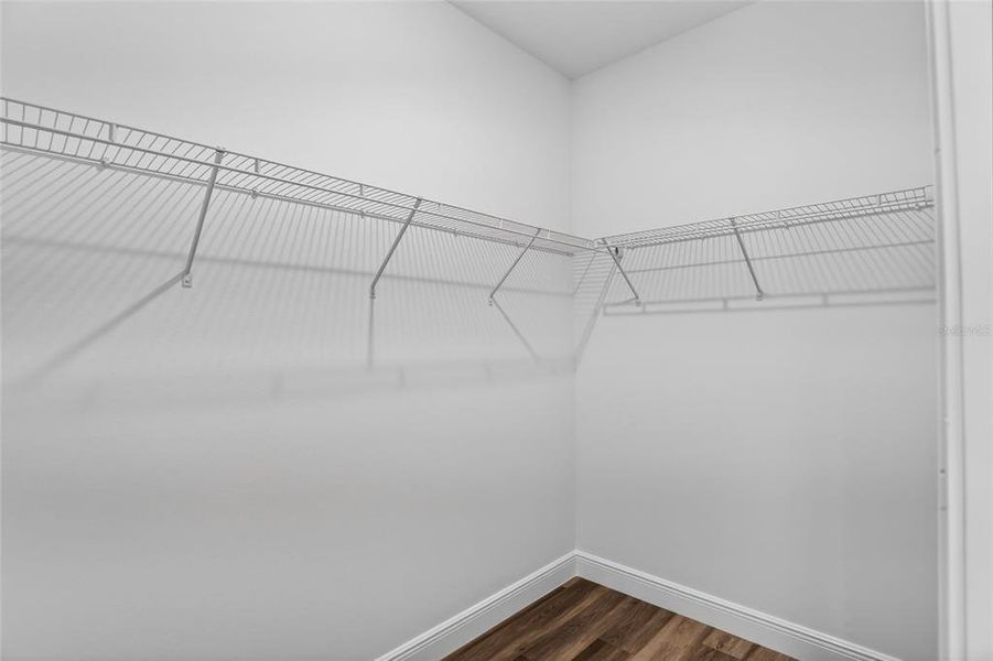 Spacious, unfurnished interior of a new home in , Citrus Springs (Image 25).