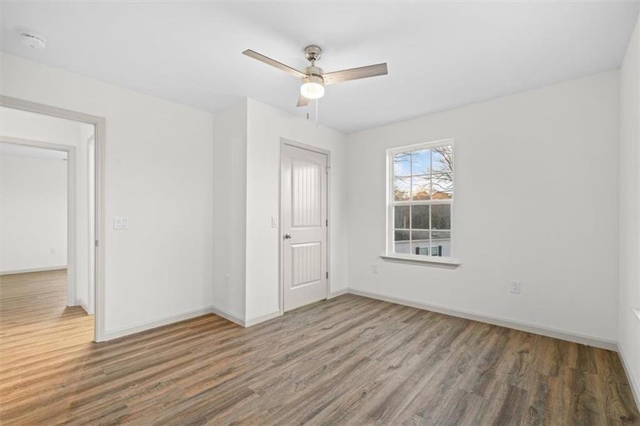 Spacious, unfurnished interior of a new home in , Dalton (Image 32).