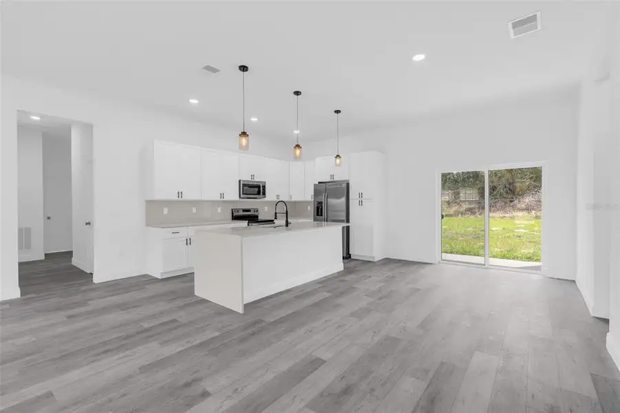 Image 30 of a home in .