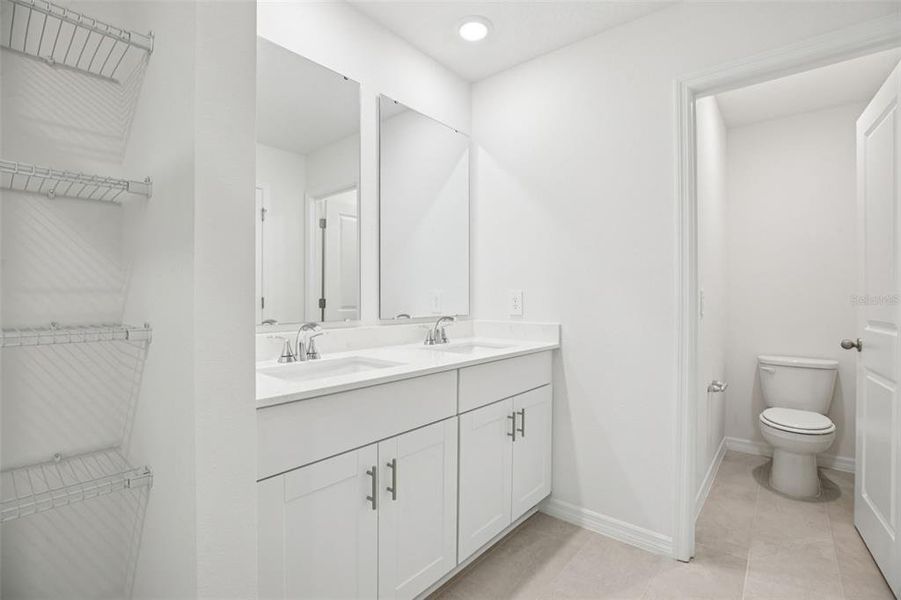 Furnished interior view inside a new home in , Lady Lake (Image 16).