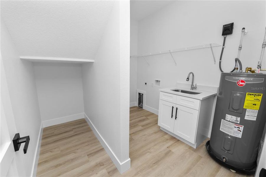 Furnished interior view inside a new home in , Tampa (Image 17).