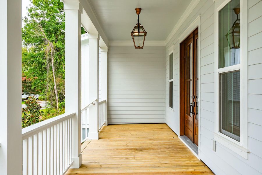 Exterior details and patio area of a home in , Wando (Image 35).