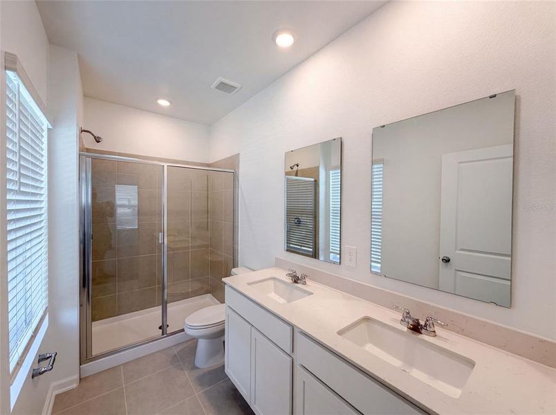 Furnished interior view inside a new home in , Apopka (Image 8).