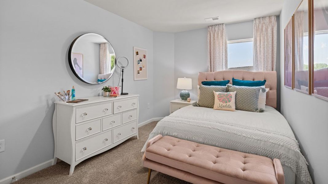 Furnished interior view inside a new home in Echo Glen, Stockbridge (Image 51).