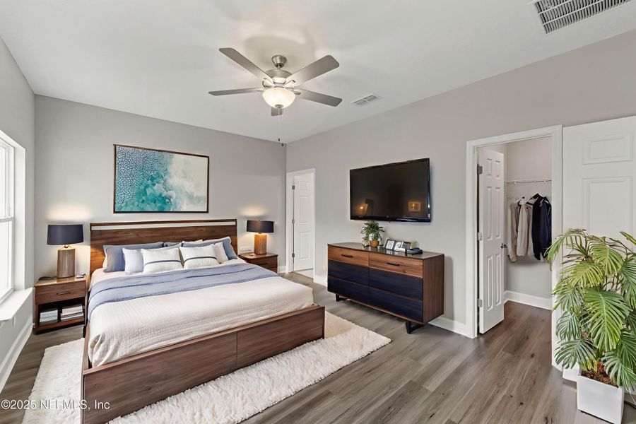 Furnished interior view inside a new home in , Jacksonville (Image 6).