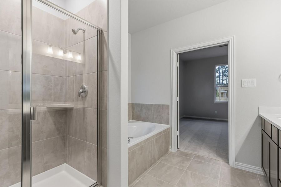 Furnished interior view inside a new home in The Woodlands Hills, Willis (Image 6). Furnished interior view inside a new home in The Woodlands Hills, Willis (Image 6).