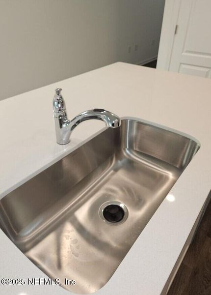 Close-up of interior finishes inside a home in Hansen Creek, Jacksonville (Image 20).