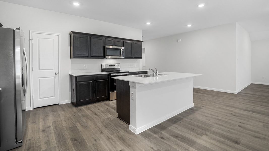 Furnished interior view inside a new home in Saddlebrook, Waxahachie (Image 8).