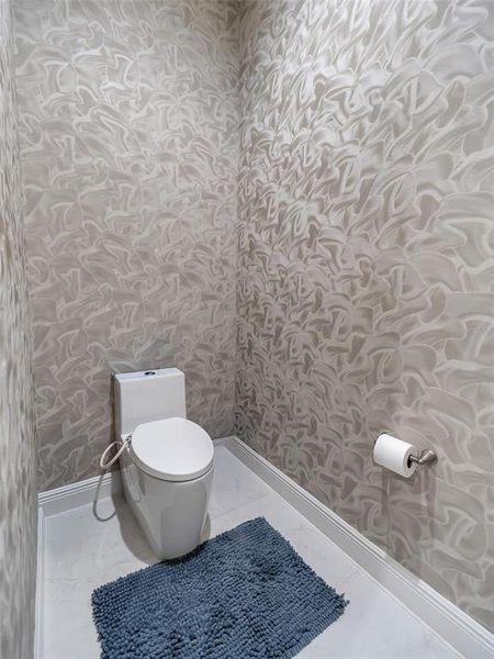 Furnished interior view inside a new home in , Orlando (Image 8).