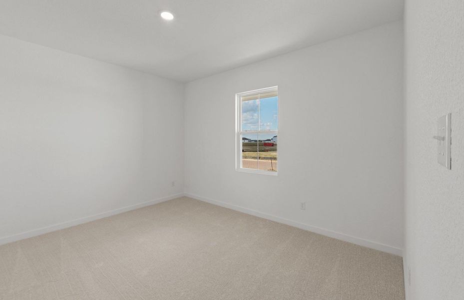 Spacious, unfurnished interior of a new home in County View, Temple (Image 12).
