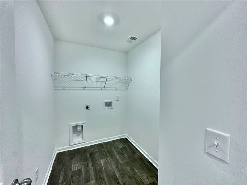 Spacious, unfurnished interior of a new home in Champions Village at Cherry Hill, Pendleton (Image 22).