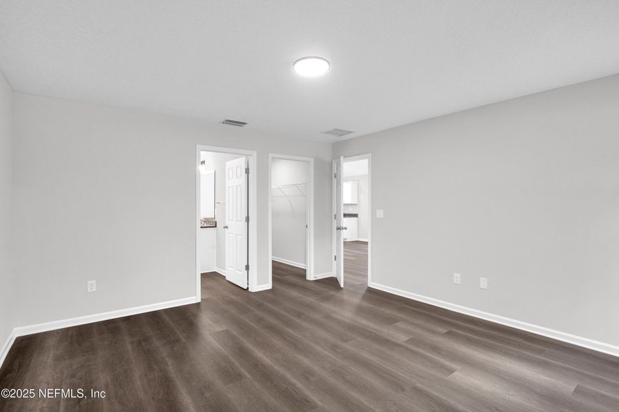 Spacious, unfurnished interior of a new home in , Palatka (Image 18). Spacious, unfurnished interior of a new home in , Palatka (Image 18).