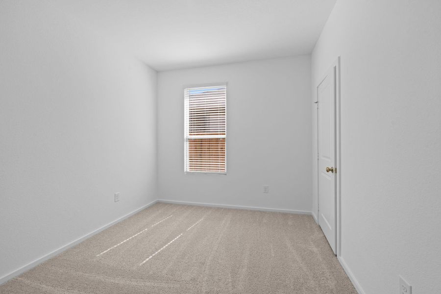 Spacious, unfurnished interior of a new home in Crosby Farms, Crosby (Image 8).