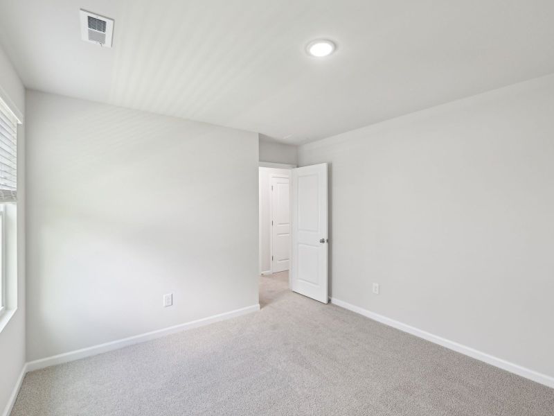 Spacious, unfurnished interior of a new home in Oakwood, Mebane (Image 22).
