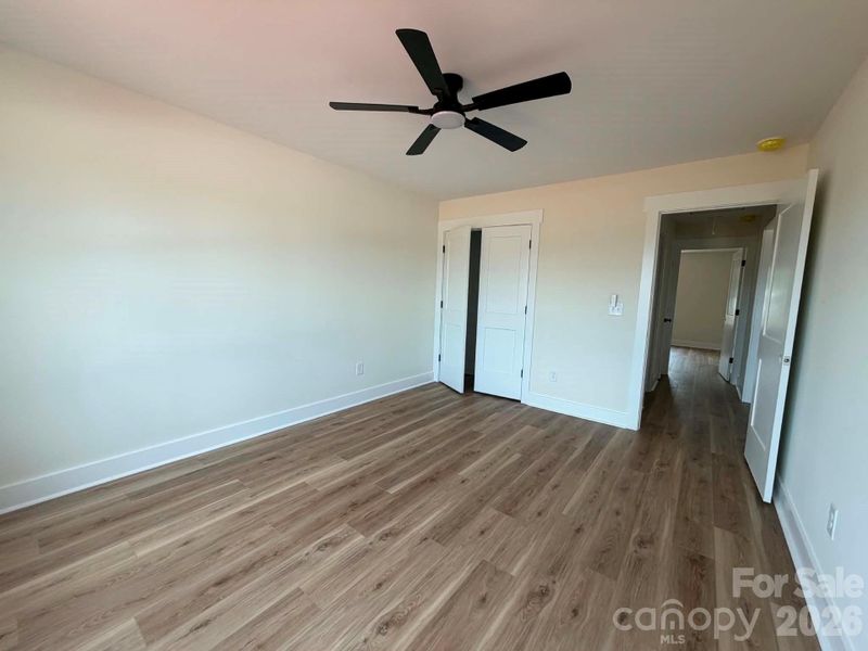 Spacious, unfurnished interior of a new home in , Salisbury (Image 12).