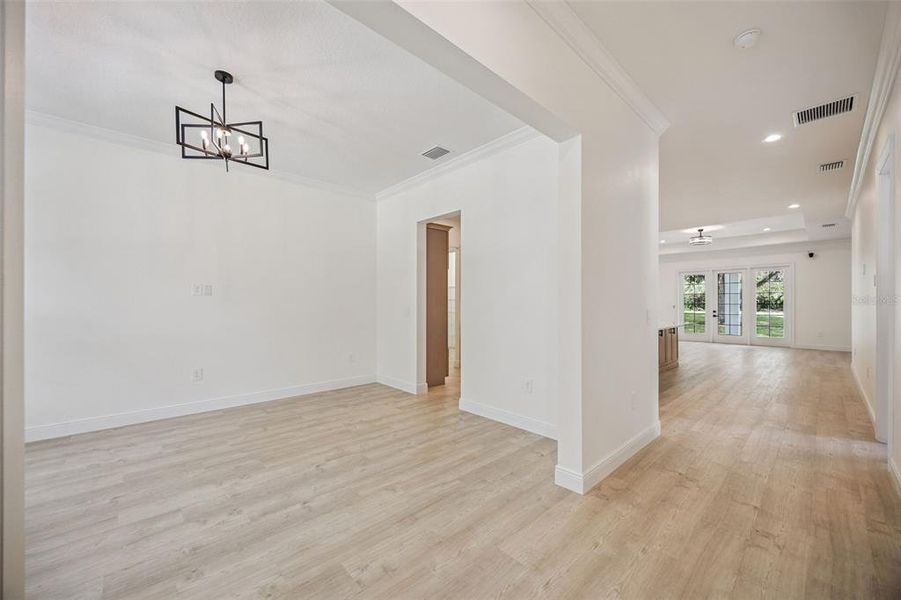 Spacious, unfurnished interior of a new home in , Clermont (Image 29).