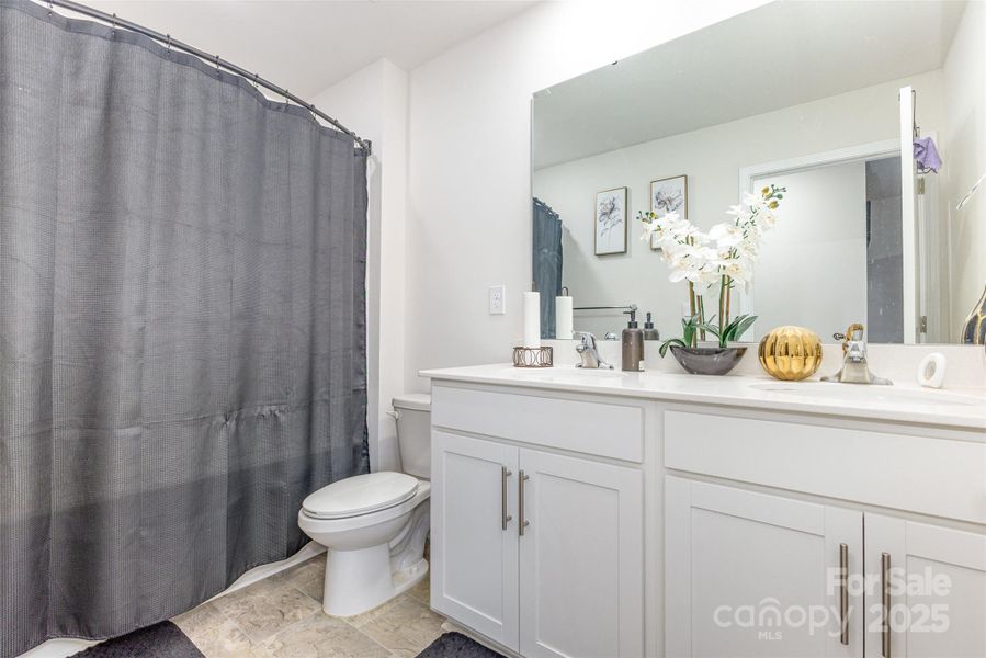 Furnished interior view inside a new home in Fergus Crossing, York (Image 7). Furnished interior view inside a new home in Fergus Crossing, York (Image 7).