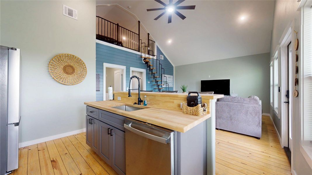 Furnished interior view inside a new home in , Bolivar (Image 8).