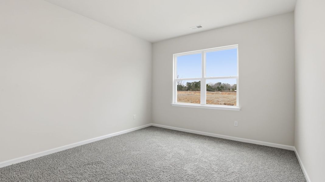 Spacious, unfurnished interior of a new home in Palmetto Valley, Anderson (Image 21).