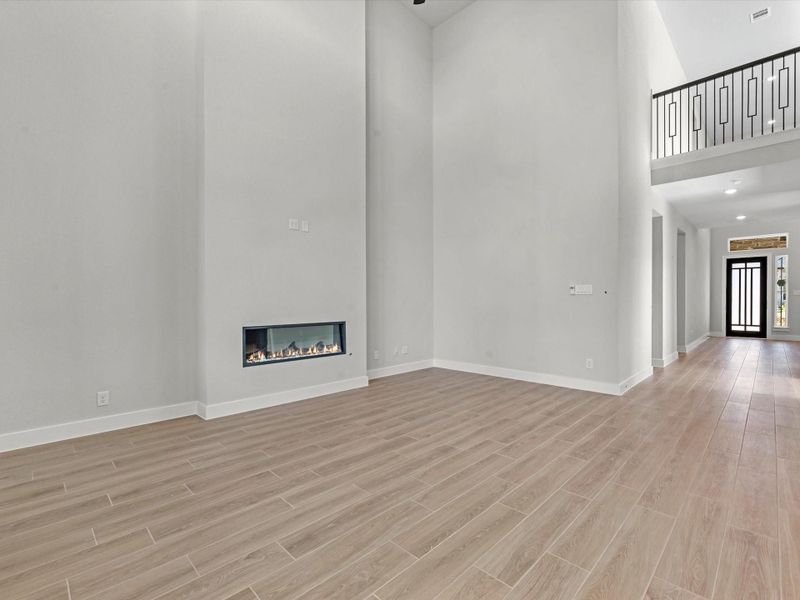 Spacious, unfurnished interior of a new home in Clopton Farms, Montgomery (Image 12).