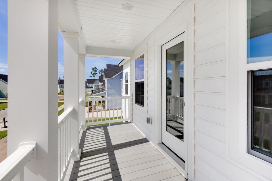 Exterior details and patio area of a home in , Summerville (Image 3).