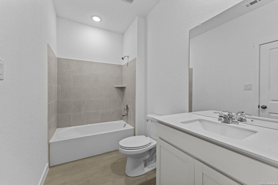 Furnished interior view inside a new home in Grace Valley, Marion (Image 5).