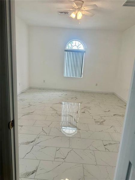 Image 17 of a home in .