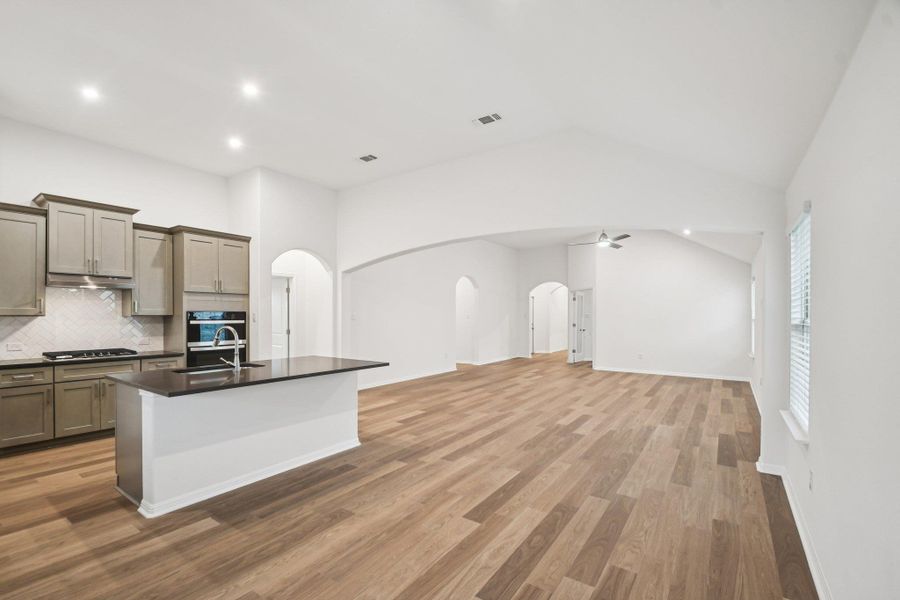 Image 35 of a home in Crosswinds.