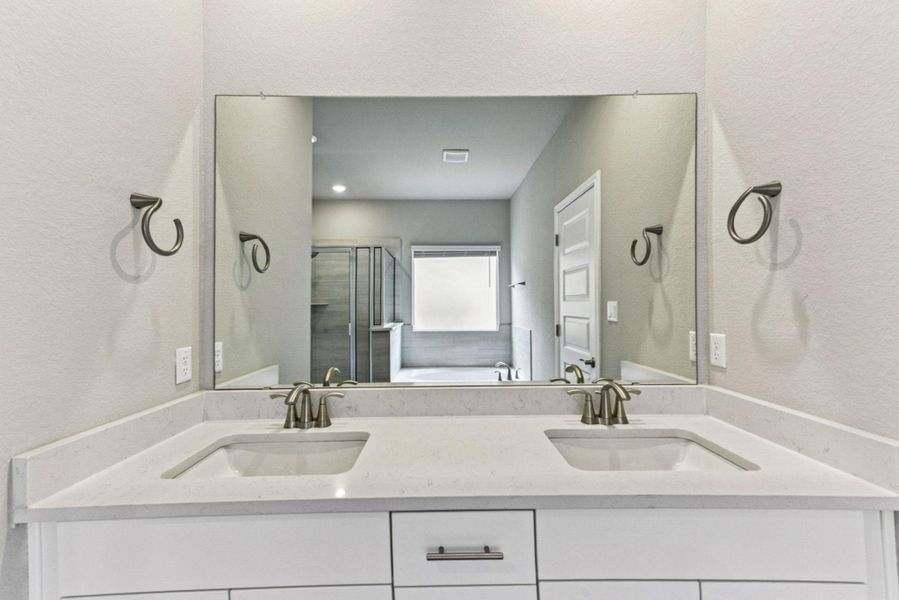 Gorgeous stone counters & cabinet storage