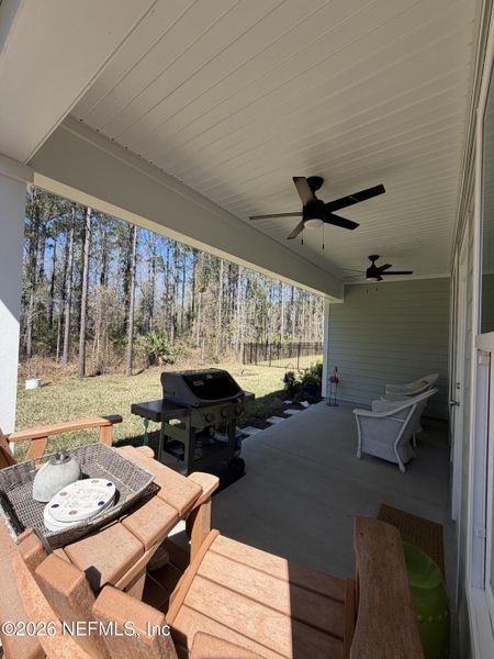 Exterior details and patio area of a home in , Yulee (Image 22).
