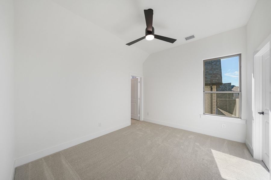 Spacious, unfurnished interior of a new home in Aster Park, McKinney (Image 38). Spacious, unfurnished interior of a new home in Aster Park, McKinney (Image 38).