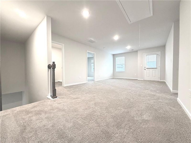 Spacious, unfurnished interior of a new home in River Walk Farm, Covington (Image 28).