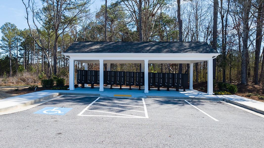 Community amenities in Oaks at Cedar Grove, Fairburn (Image 26).