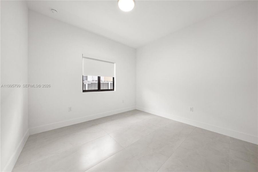 Spacious, unfurnished interior of a new home in , West Park (Image 29).