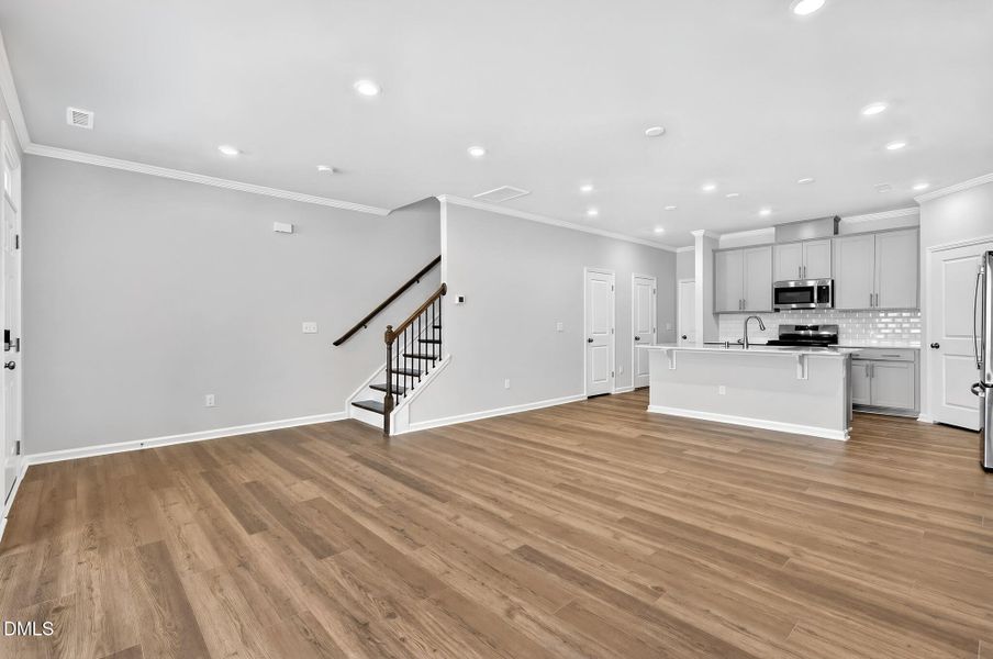SUN_Rosedale_Pic_Sutton-11