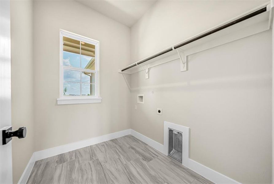 Image 33 of a home in Rocky Top.