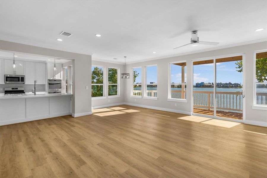 Dining/breakfast space surrounded by windows. Dining/breakfast space surrounded by windows.