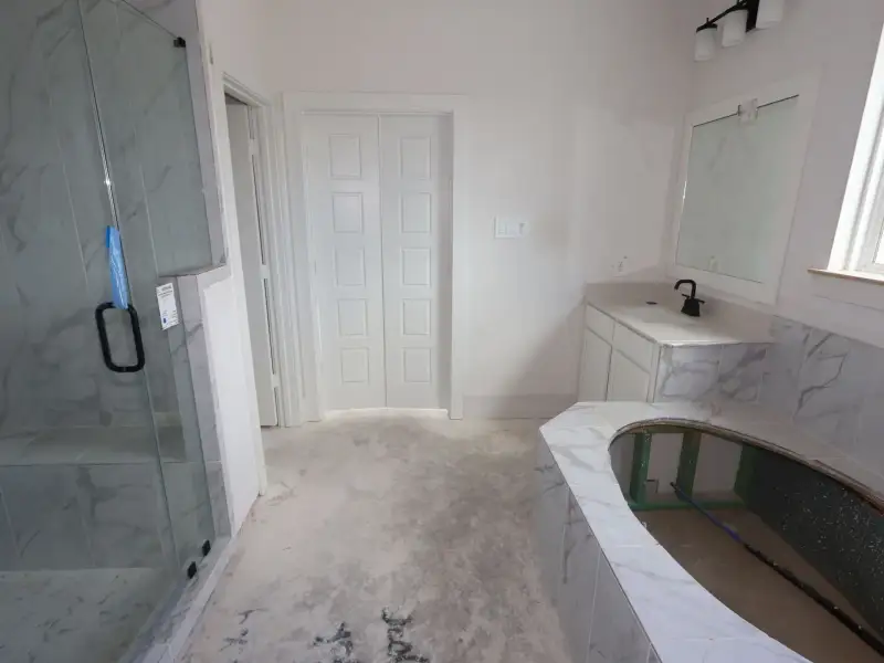 Owner's Bathroom