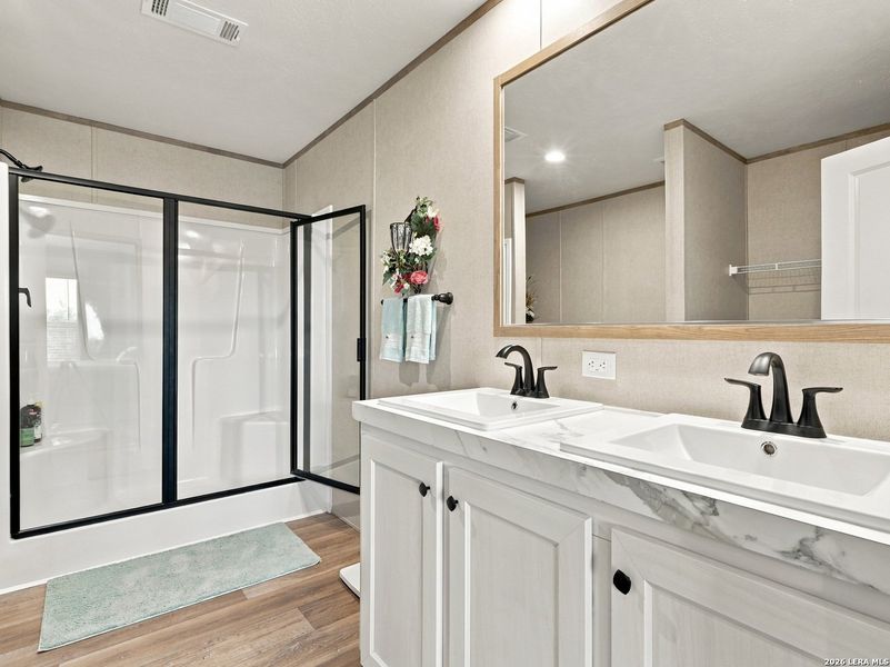 Furnished interior view inside a new home in , Canyon Lake (Image 6).