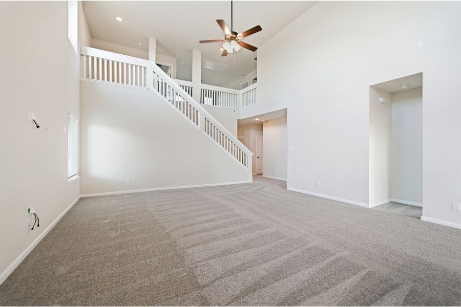 Spacious, unfurnished interior of a new home in Saddlebrook Estates, Waxahachie (Image 53).