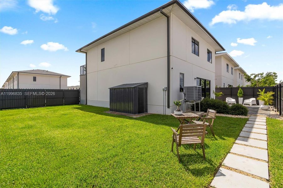 Exterior details and patio area of a home in , Florida City (Image 22).
