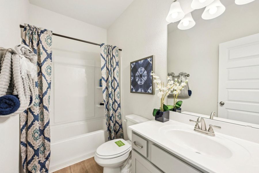 Oakshire II- Hall Bath. Sample image for illustration; upgrades, options, and colors may vary. Oakshire II- Hall Bath. Sample image for illustration; upgrades, options, and colors may vary.