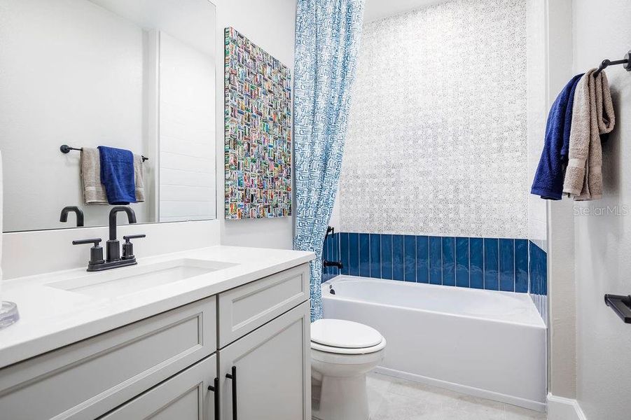 Furnished interior view inside a new home in Ravencliffe, Oviedo (Image 15).