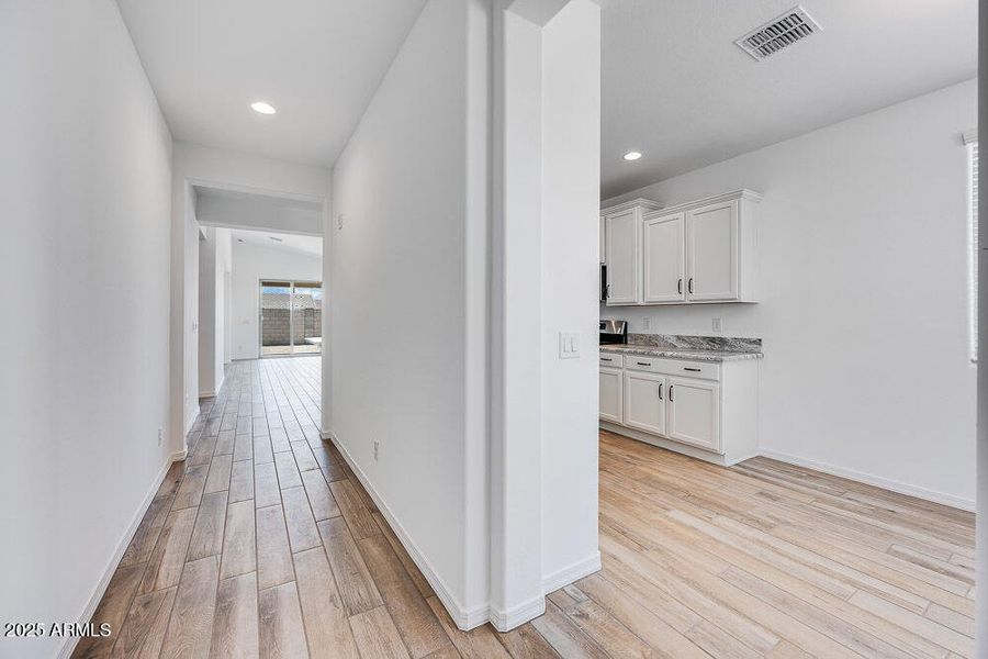 hj-az-phx-cantamia-duet-lily-lot-30135-c