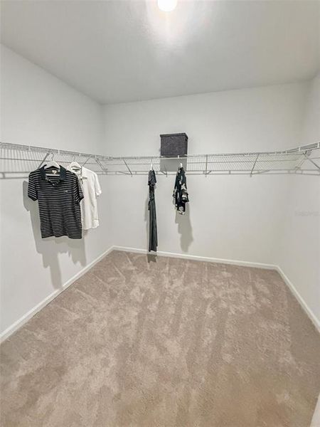 Spacious, unfurnished interior of a new home in , Deland (Image 20).